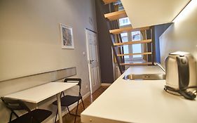 Z40 Apartments - Hostaid